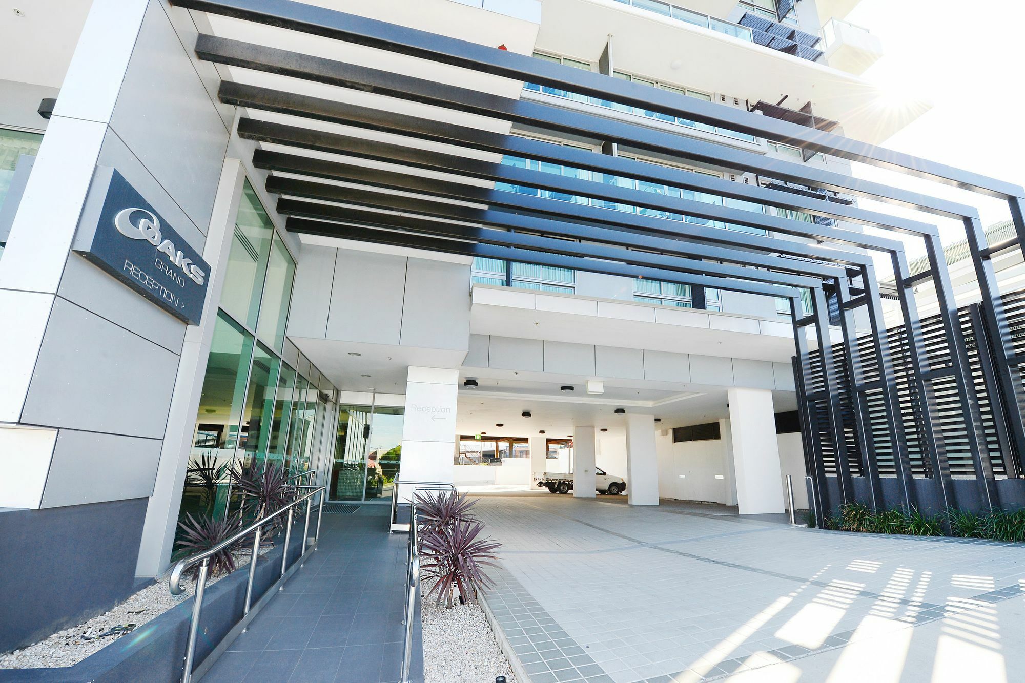 Oaks Gladstone Grand Hotel Exterior foto